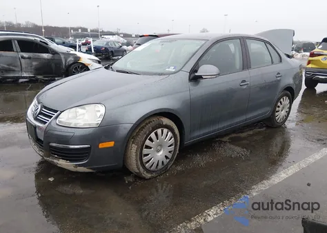 2009 Volkswagen Jetta S from USA, damaged, VIN 3VWJZ71K19M153156